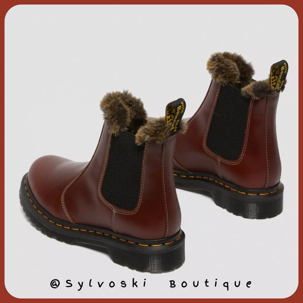 🔥DR MARTENS 2976 LEONORE FAUX FUR LINED CHELSEA BOOTS NWT - Picture 4 of 16